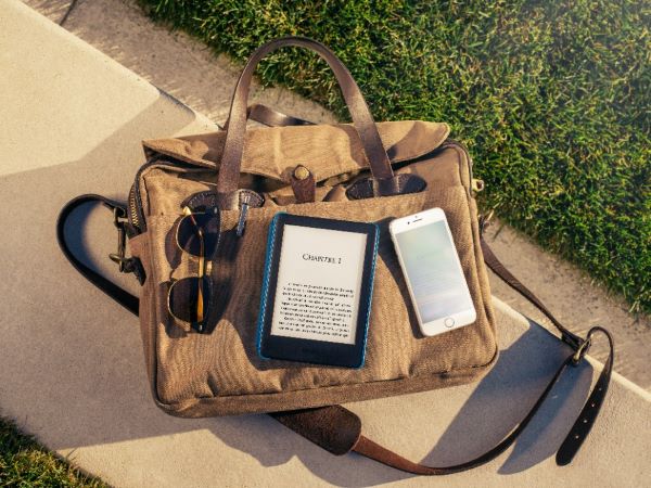 Livres: les liseuses, une bibliothèque d'une centaine de grammes