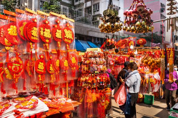 01-cny-themed-dcor-streets