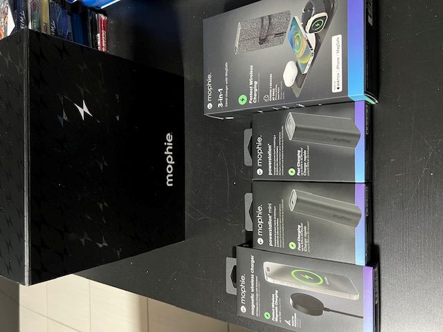mophie-01 mophie-01