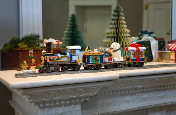 legotrain legotrain