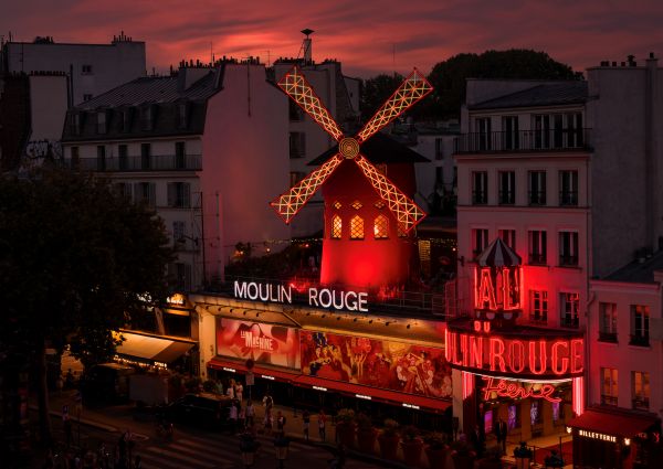 facade-moulin-rouge-horizontale-philippe-wojazer-moulin-rouge-