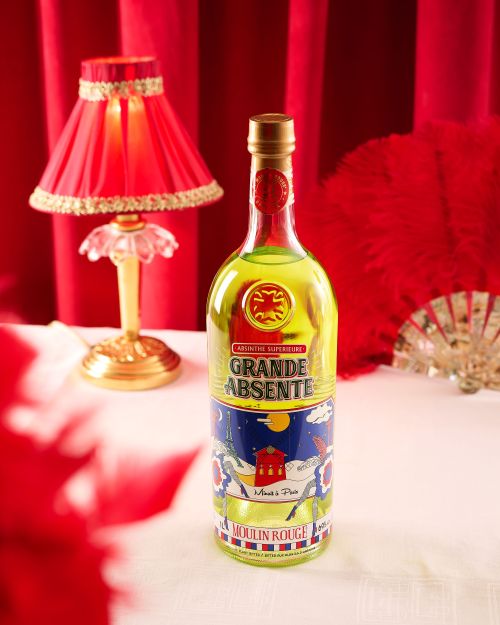 bouteille-seule-rougejakobsson-zilln-studio